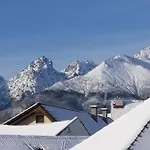 Lastovicka , With Mountain View ,free Parking And Few Steps To The Shop Stara Lesna