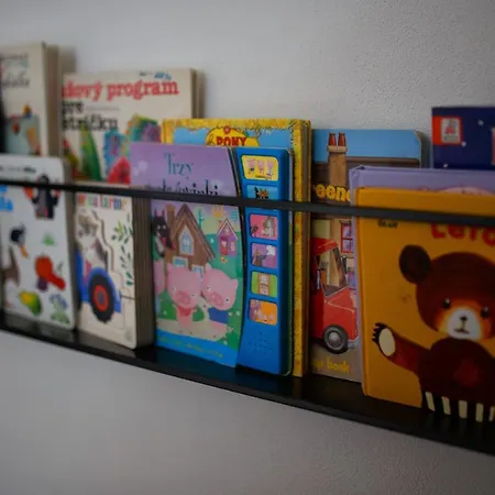 Lastovicka Stará Lesná