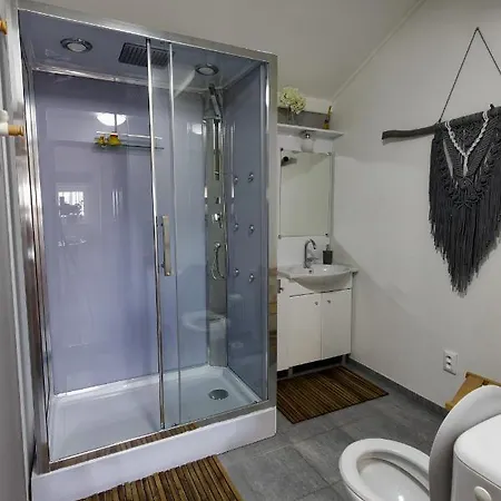 Lastovicka * Stará Lesná