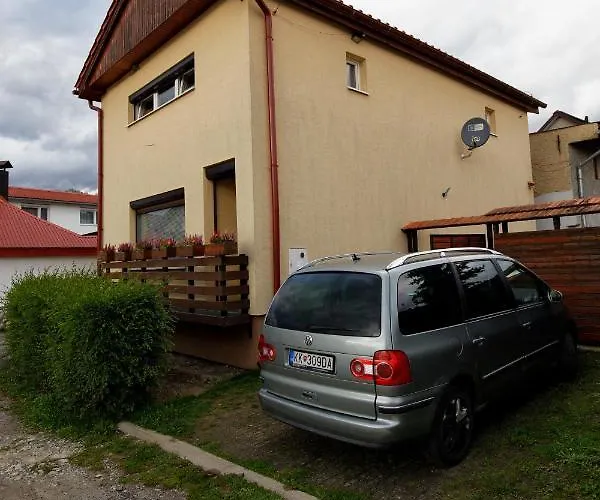 Lejlighed Lastovicka , With Mountain View ,free Parking And Few Steps To The Shop