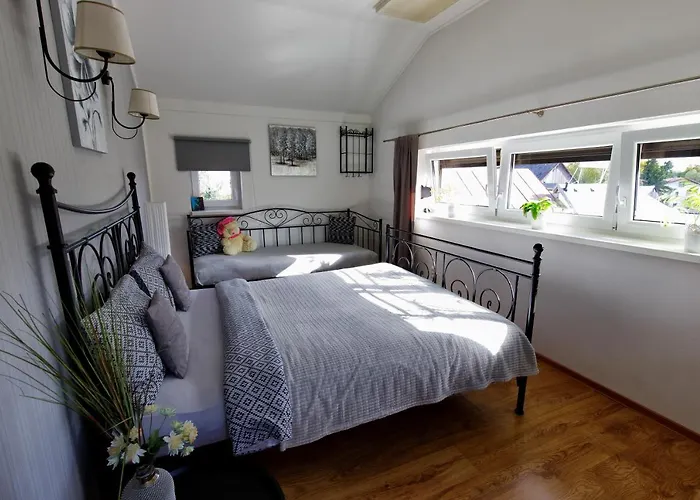 아파트 Lastovicka , With Mountain View ,free Parking And Few Steps To The Shop *