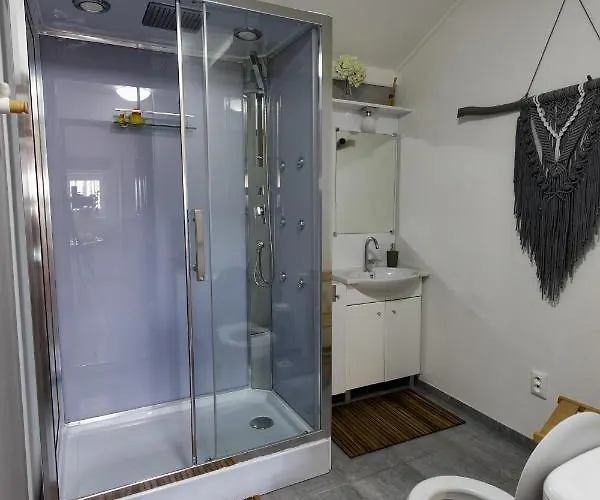 Lastovicka , With Mountain View ,free Parking And Few Steps To The Shop * Stará Lesná