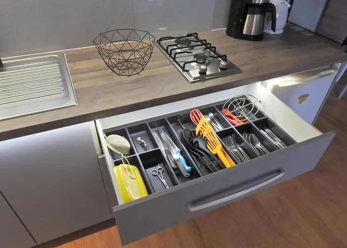 Lastovicka , With Mountain View ,free Parking And Few Steps To The Shop Stará Lesná